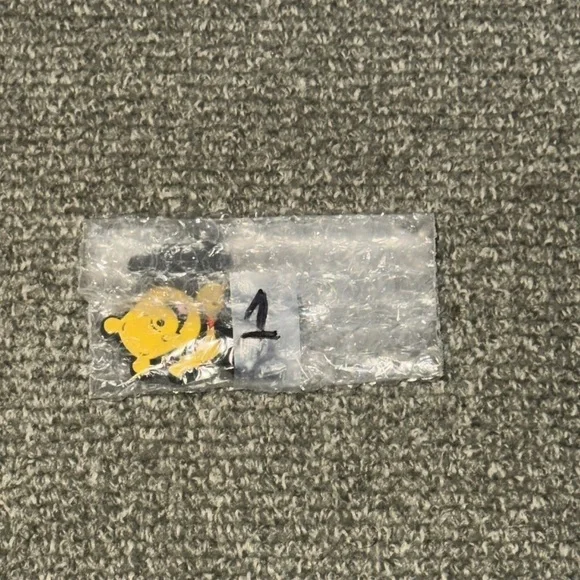 Disney 4 Pack Winnie The Pooh Jibbitz charms For Boys or Girls Crocs & Shoes - Picture 10 of 12